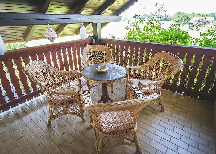 Lägenhet Apartma Zupelefski Raj *