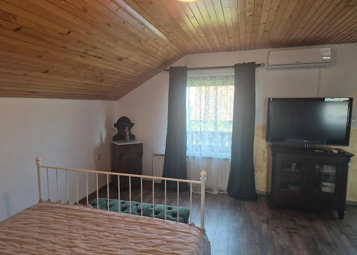 Apartma Zupelefski Raj Lägenhet Kapele